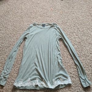 Rue 21 long sleeve lace trimed shirt
